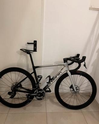 Olympia Leader 2024 Carbon – SRAM Force AXS 12v