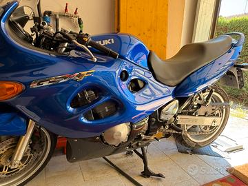 SUZUKI GSX 600F - Anno 2001