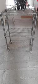 carrello con ruote