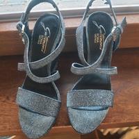 sandali color argento Gattinoni