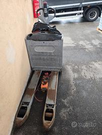 Transpallet elettrico still exu16