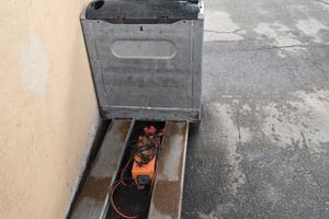 Transpallet elettrico still exu16