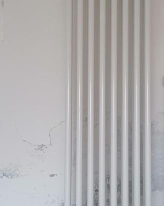 Radiatore tubolare verticale 8 elementi IRSAP