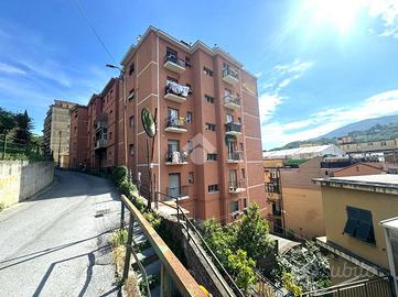 3 LOCALI A GENOVA