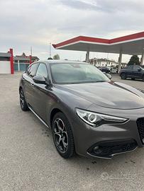 Alfa Romeo Stelvio 2.2 210cv VELOCE