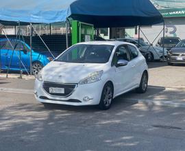 Peugeot 208 PureTech 82 3 porte Access