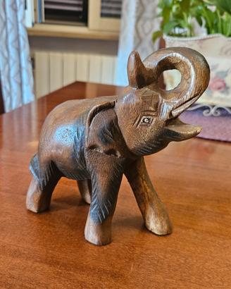 Soprammobile Elefante Intagliato In Legno 