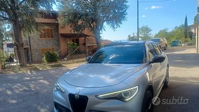 Alfa romeo stelvio Q4 b-tech 