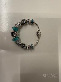 Bracciale con charm Pandora originale