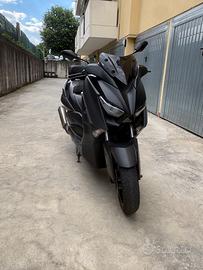 X-Max 125