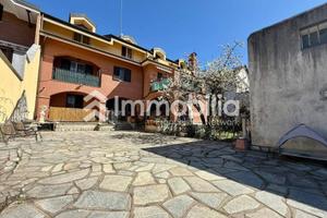 Appartamento di 181 m² con 5 locali a Nichelino
