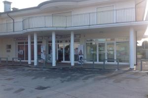 Negozio/Ufficio 53 mq Strada Regionale 516 Piovese