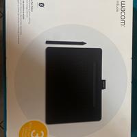 Tavoletta grafica Wacom Intuos M