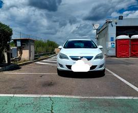 OPEL Astra 4ª serie - 2010