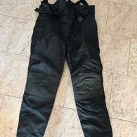 Pantaloni moto tenuti bene XXL