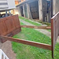 Letto una piazza e mezza di legno