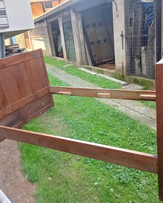 Letto una piazza e mezza di legno