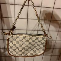 Pochette con catenella