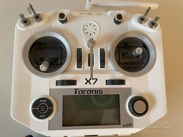 Radiocomando droni - FrSky Taranis QX7