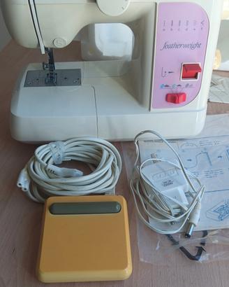 Macchina  da  Cucire Singer  Featherweight  100