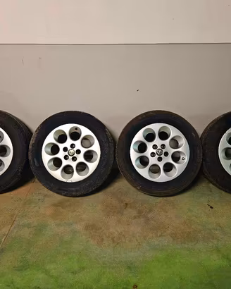 Cerchi in lega 15" Alfa Romeo 156