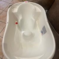 Fasciatoio+vaschetta bagnetto