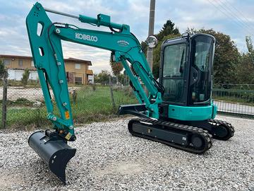 Escavatore kobelco sk35sr-nuovo