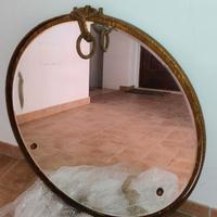 Specchio circolare spagnolo in stile d'epoca