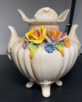 Vaso di ceramica Bassano con fiori