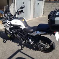 Benelli trk 502x