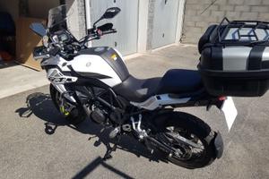 Benelli trk 502x