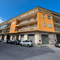 Via Sturzo-131 mq con cantina e box auto di 12mq