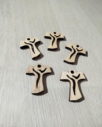 crocifisso stilizzato in legno