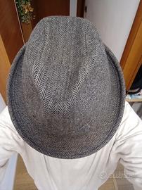 cappello uomo classico anni '60