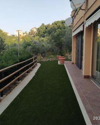 Appartamento panoramico con grande giardino 