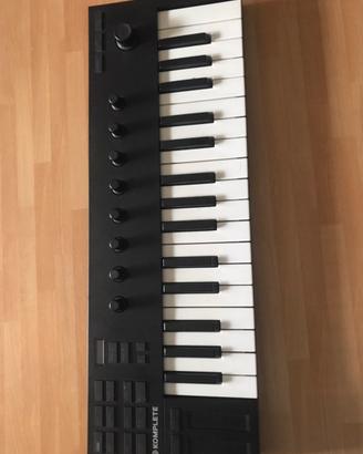 Native Instruments Komplete Kontrol M32