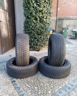 Pneumatici invernali Falken auto 205/55 R16 91T