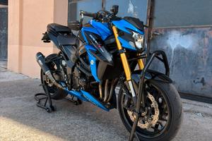 Suzuki Gsx-S 750