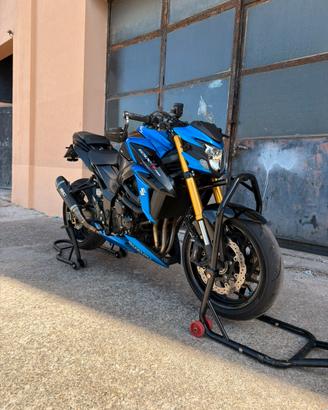 Suzuki Gsx-S 750