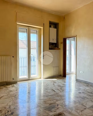 4 LOCALI A MONTE SANT'ANGELO