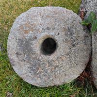 Macina in pietra 