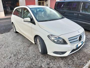 Mercedes B 180 CDI BlueEFFICIENCY Premium 105cv