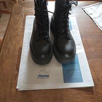 Stivaletti Stradivarius