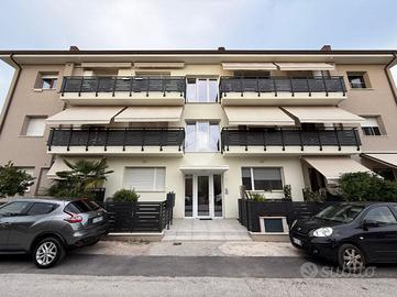 3 LOCALI A FANO