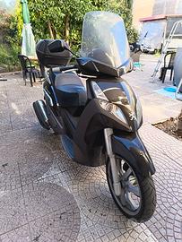 Scooter Peugeot Geopolis 400 c.c. colore nero