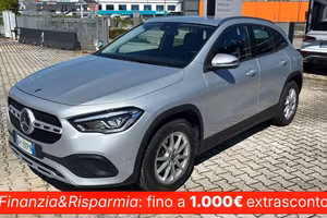 Mercedes-Benz GLA GLA-H247 2020 - 200 d Busin...