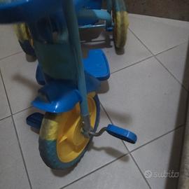 triciclo da passeggio 