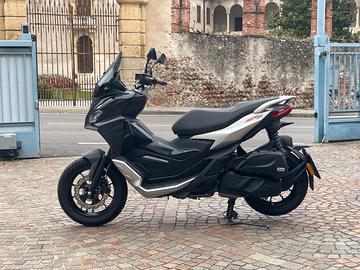 APRILIA SR GT 200 - 2022