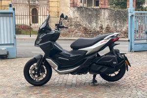 APRILIA SR GT 200 - 2022