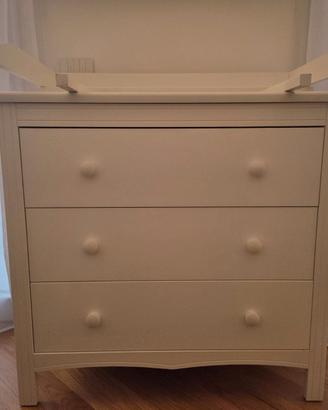 Comò "Lilli" di Erbesi in legno verniciato bianco